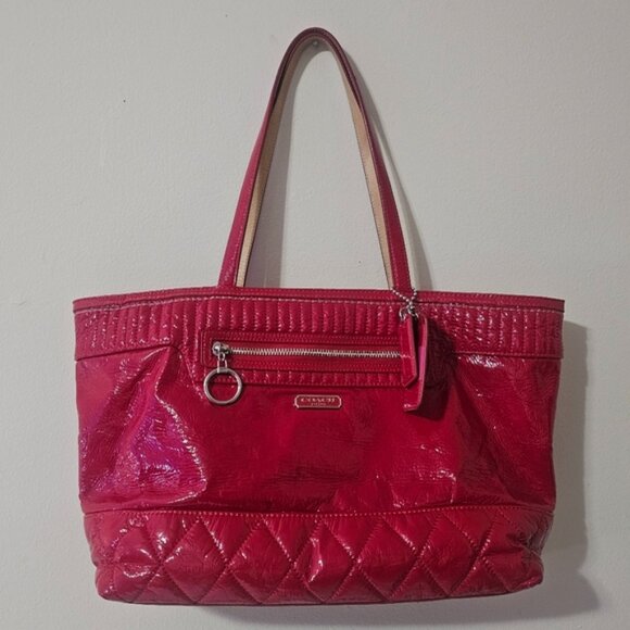 Coach Poppy Quilted Liquid Gloss Patent Leather Purse - Picture 1 of 12